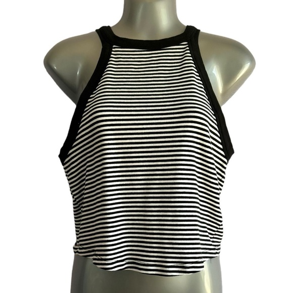 Forever 21 Tops - Forever 21 Striped Crop Top Black and White Plus • Used• 1X